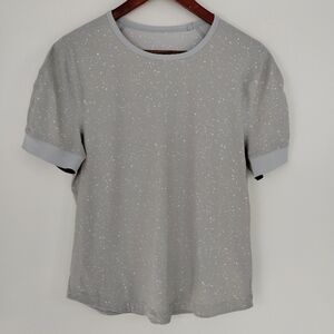 Lululemon Ocean Tech Short Sleeve Medium Gray Gym Athletic Workout Yoga